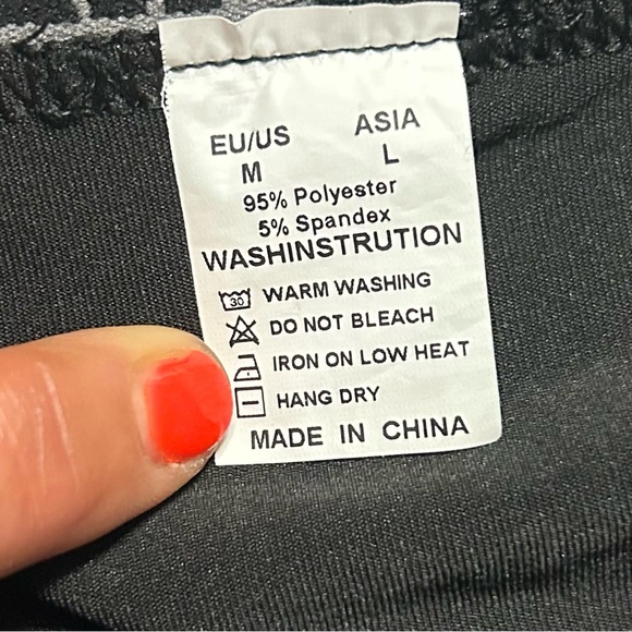 Pro Combat • Men’s Compression Tights • Size Medium - Picture 6 of 6